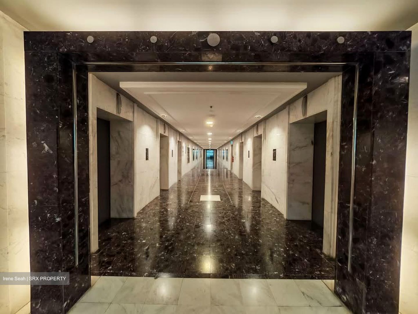 International Plaza (D2), Office #575430361